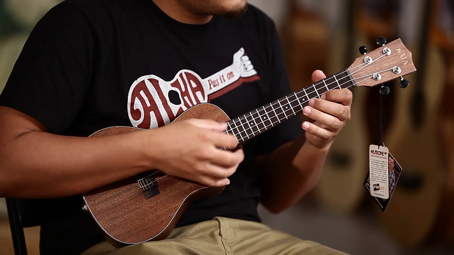 Amahi AM800G-C Concert Cutaway Ukulele Review